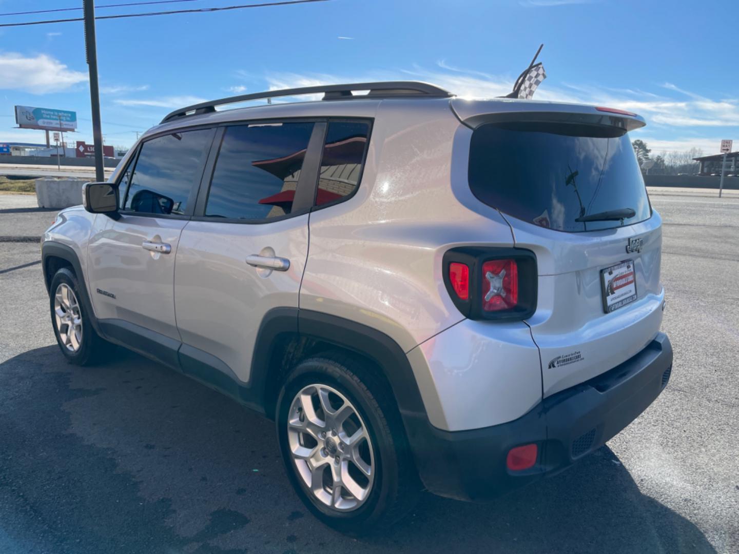 2016 Silver Jeep Renegade (ZACCJABT4GP) with an 4-Cyl, MultiAir, 2.4L engine, Automatic, 9-Spd transmission, located at 8008 Warden Rd, Sherwood, AR, 72120, (501) 801-6100, 34.830078, -92.186684 - Photo#5